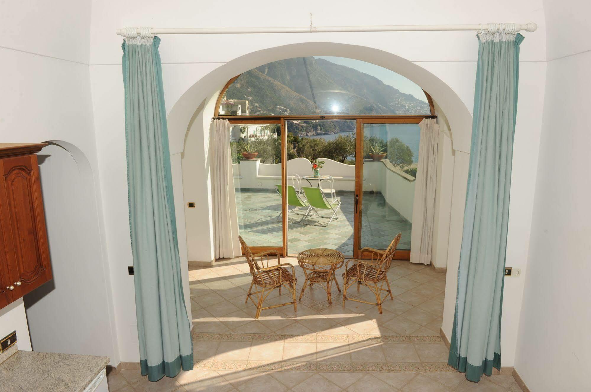 Hotel Dimora Fornillo Ποζιτάνο Εξωτερικό φωτογραφία